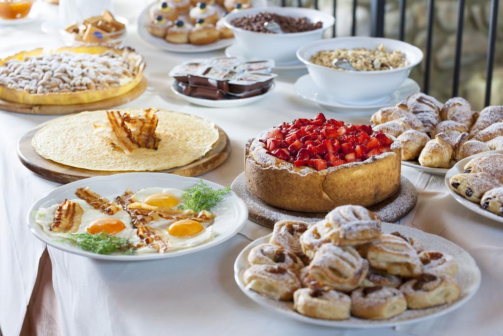 Relais Poggio Borgoni Farm stay